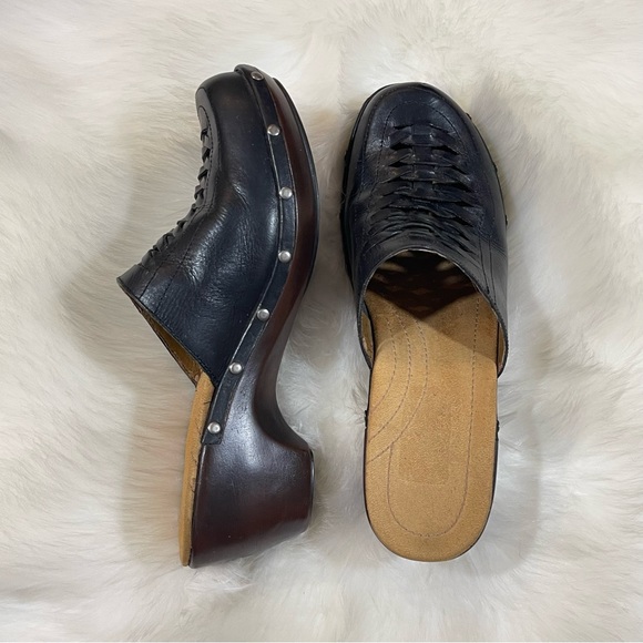 Eddie Bauer Women’s Black Braided Leather Mule Clogs - Picture 3 of 8